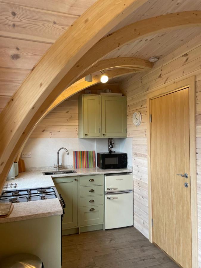 Hedgehog Glamping Pod School House Farm Hotel Leighton  Ngoại thất bức ảnh